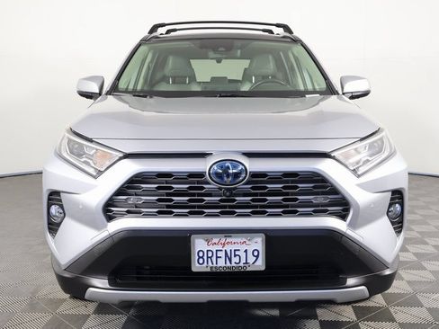Used 2020 Toyota RAV4 Limited AWD/4WD image 2