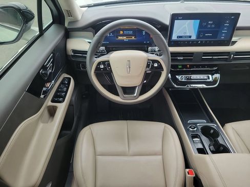 Used 2024 Lincoln Corsair FWD w/ Equipment Group 101A image 12