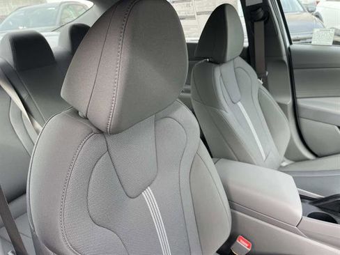 New 2026 Hyundai Elantra SE FWD image 26
