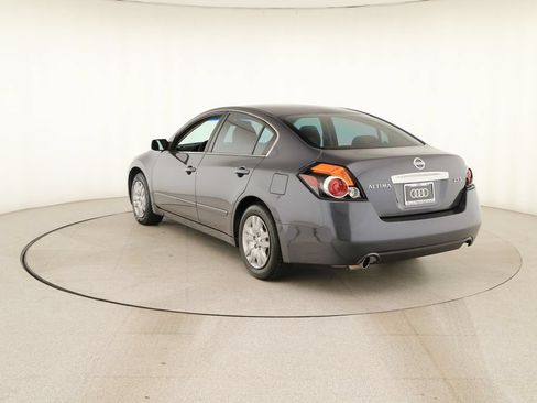 Used 2010 Nissan Altima 2.5 S FWD image 4
