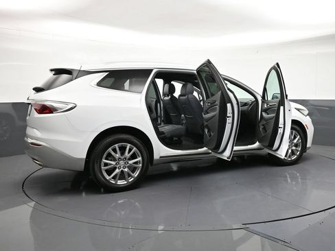 Certified 2024 Buick Enclave Essence w/ Experience Buick Package AWD/4WD image 32