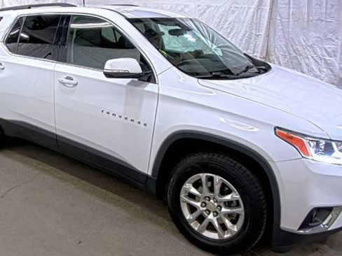 Used 2019 Chevrolet Traverse LT AWD/4WD image 1