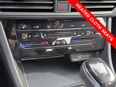 Used 2025 Volkswagen Jetta Sport image 19