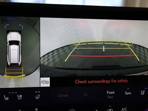 Used 2025 Lexus GX 550 image 34