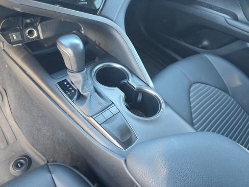 Used 2023 Toyota Camry SE image 16