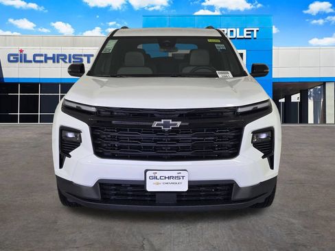 New 2026 Chevrolet Traverse LT w/ Midnight/Sport Edition FWD image 2