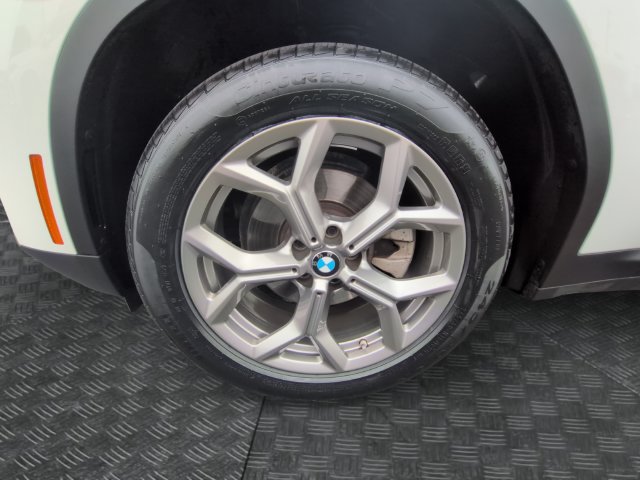 Certified 2024 BMW X3 xDrive30i w/ Convenience Package AWD/4WD image 12