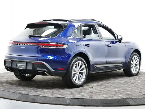 Used 2025 Porsche Macan image 7