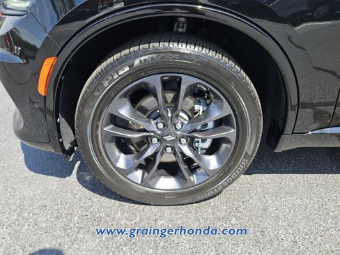 Used 2024 Dodge Durango R/T RWD image 9