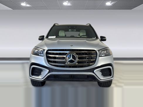 Used 2026 Mercedes-Benz GLS 450 4MATIC image 6