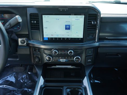Used 2025 Ford F350 Lariat w/ Chrome Package AWD/4WD image 24