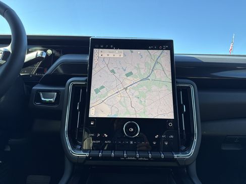 New 2026 GMC Yukon Elevation image 28