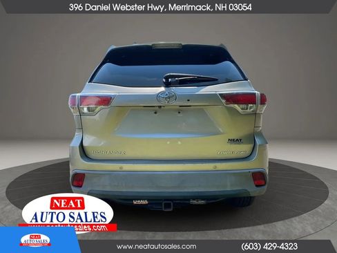 Used 2014 Toyota Highlander Limited Platinum AWD/4WD image 5