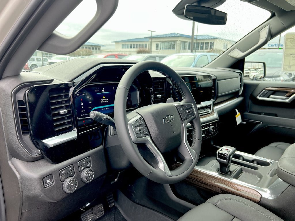 New 2026 Chevrolet Silverado 1500 RST w/ Convenience Package II AWD/4WD image 10