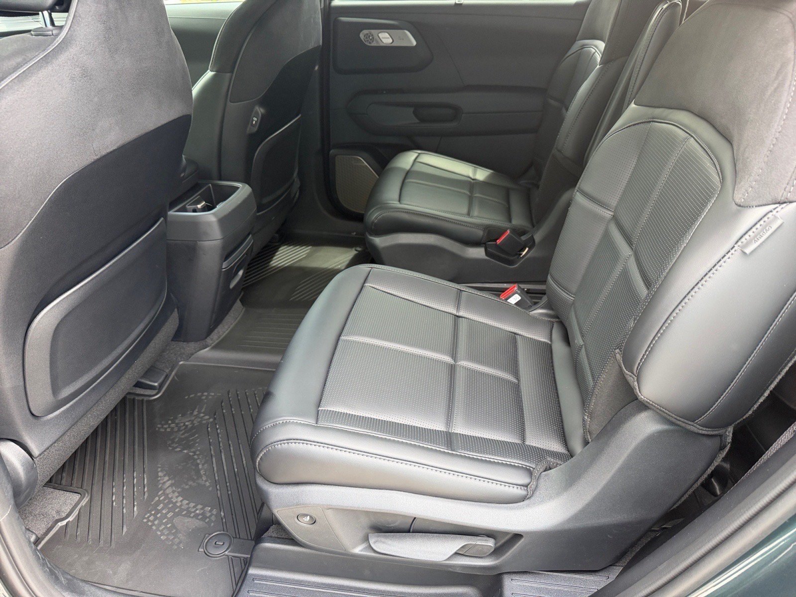 New 2027 Kia Telluride SX Prestige AWD/4WD image 14