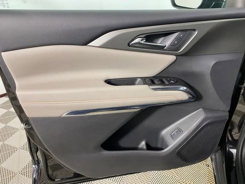 Certified 2025 Chevrolet Traverse LT image 13