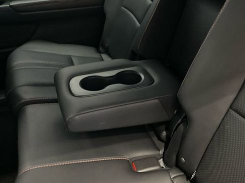 Used 2022 Honda Pilot TrailSport image 18