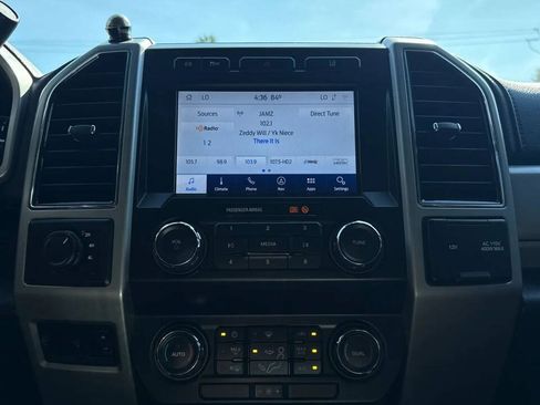 Used 2020 Ford F350 Lariat AWD/4WD image 31
