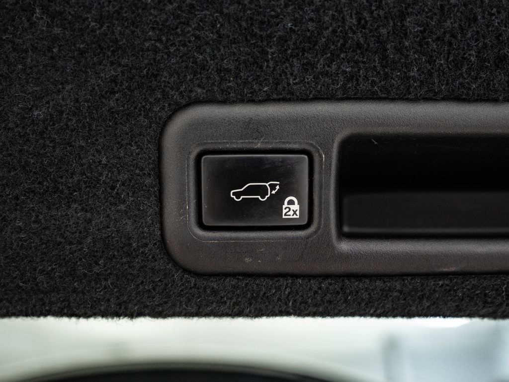 Used 2019 Lexus RX 450h AWD w/ Navigation Package image 21