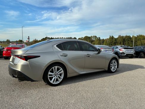 Used 2023 Lexus IS 300 w/ Comfort Package image 4
