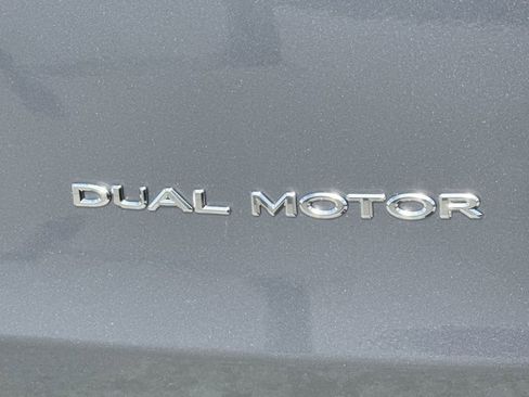 Used 2026 Tesla Model Y Long Range AWD/4WD image 26