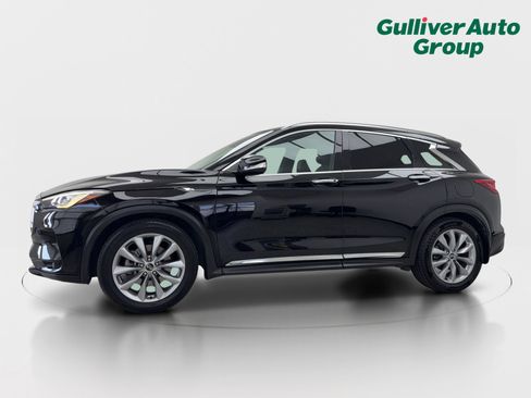 Used 2019 INFINITI QX50 Luxe w/ Navigation Package FWD image 2