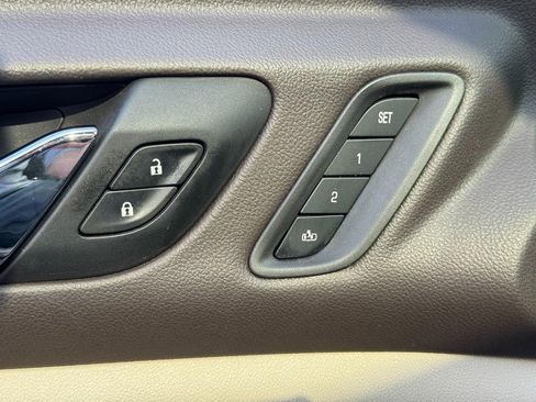 Used 2019 GMC Acadia Denali w/ Technology Package image 16