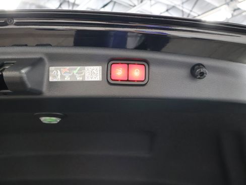 Certified 2025 Mercedes-Benz C 300 Sedan image 22