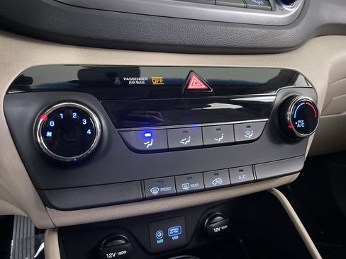 Used 2018 Hyundai Tucson SE w/ Cargo Package AWD/4WD image 16