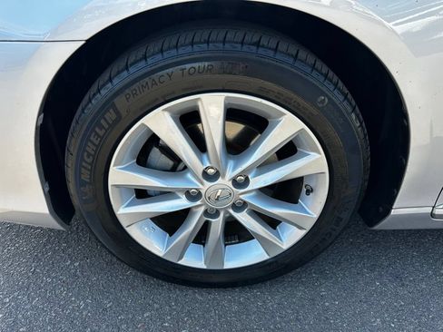 Used 2011 Lexus ES 350 FWD image 11