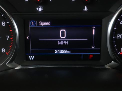 Used 2023 GMC Acadia SLE w/ Driver Convenience Package image 13