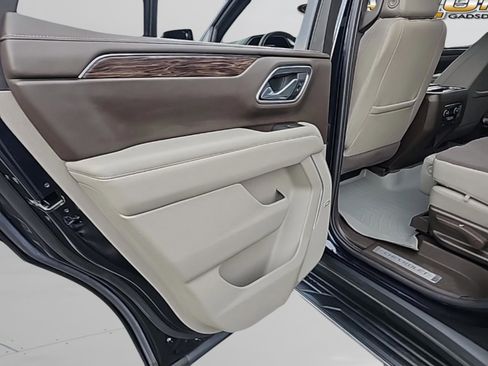 Used 2023 Chevrolet Tahoe LT image 31