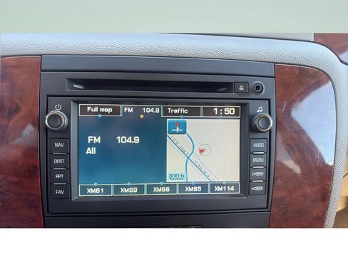Used 2011 Chevrolet Tahoe LTZ AWD/4WD image 14