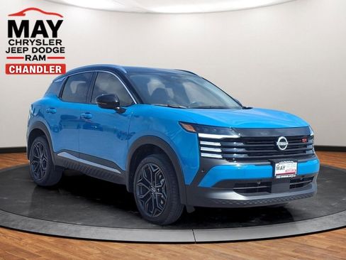Used 2025 Nissan Kicks SR FWD image 22