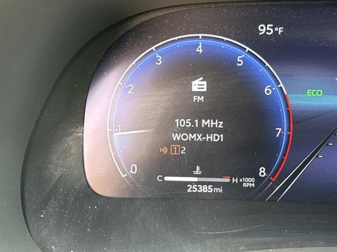 Used 2024 Toyota Highlander Limited AWD/4WD image 41
