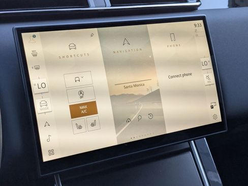 New 2026 Land Rover Range Rover Velar Dynamic SE image 12