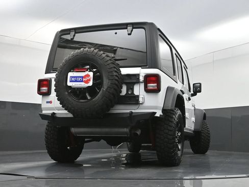 Used 2022 Jeep Wrangler Unlimited Sport AWD/4WD image 26