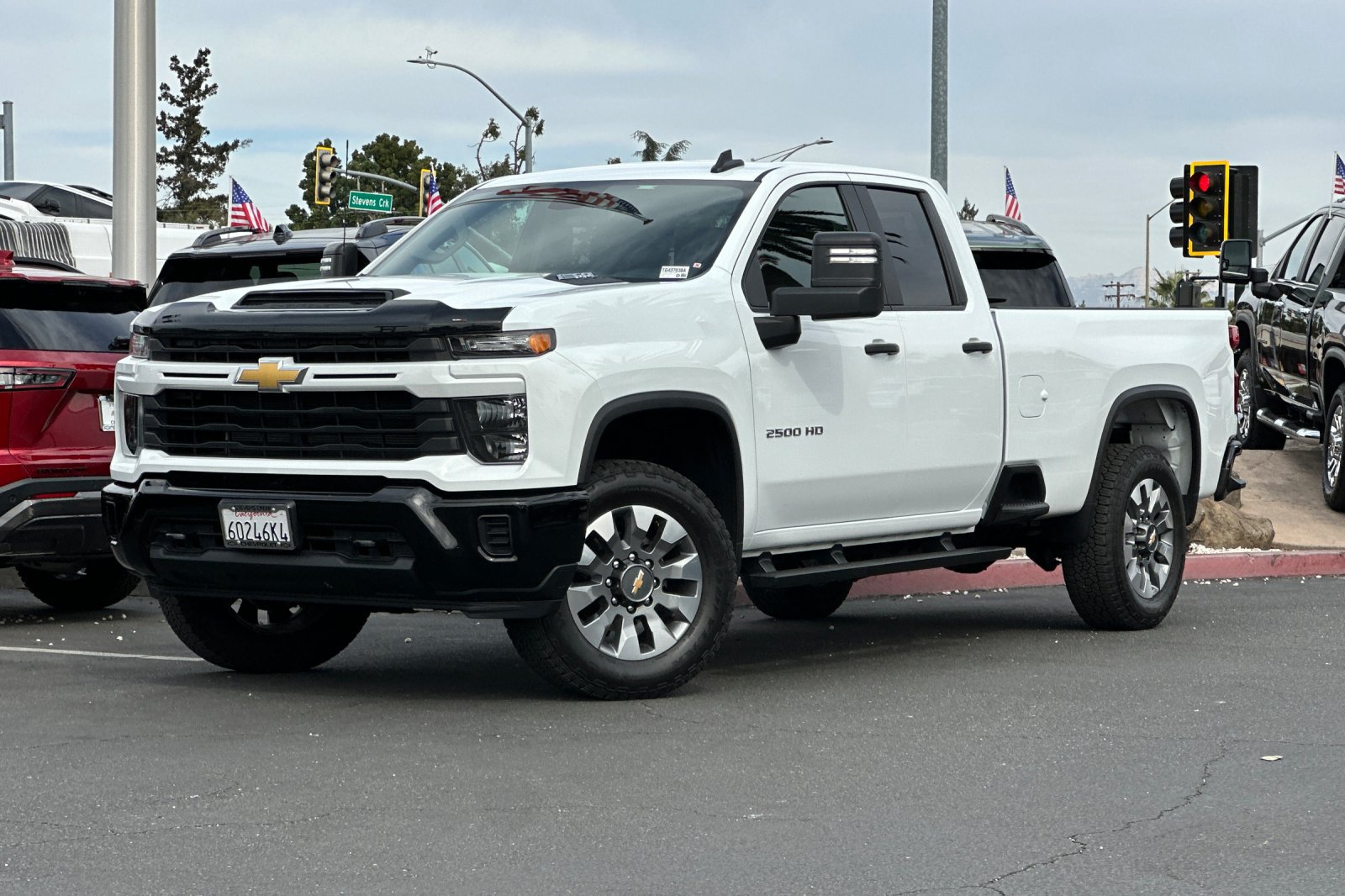 Used 2026 Chevrolet Silverado 2500 Custom w/ Custom Convenience Package RWD image 9