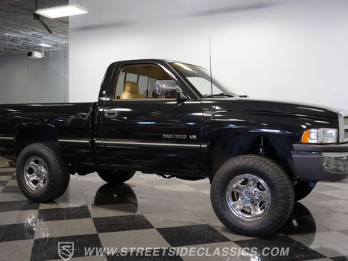 Used 1997 Dodge Ram 1500 Truck 4x4 Regular Cab image 15