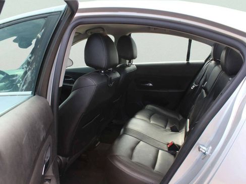 Used 2015 Chevrolet Cruze LT FWD image 7