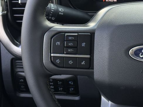 New 2026 Ford F250 Lariat w/ FX4 Off-Road Package image 14