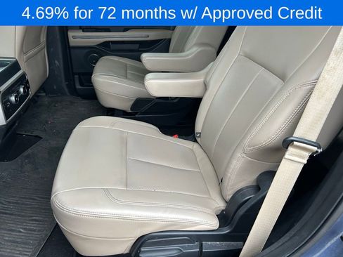 Used 2022 Ford Expedition XLT image 8