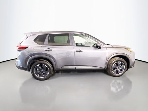 Used 2026 Nissan Rogue SV image 11