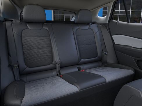 New 2026 Chevrolet Trax LT FWD image 17