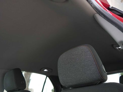 Used 2023 Chevrolet Equinox LT FWD image 25