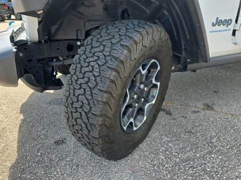 Used 2023 Jeep Wrangler Unlimited Rubicon 4xe w/ Cold Weather Group image 33