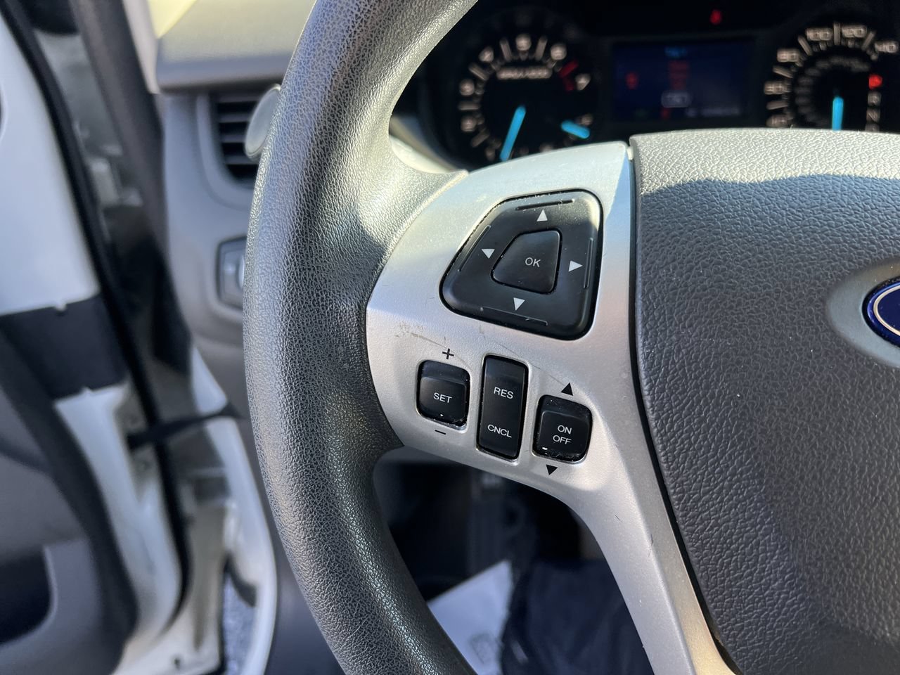 Used 2013 Ford Edge SE FWD image 19
