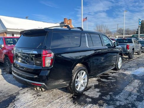 Used 2022 Chevrolet Suburban High Country w/ Max Trailering Package image 3