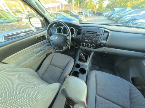 Used 2011 Toyota Tacoma 4x4 Access Cab image 25