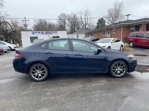 Used 2014 Dodge Dart SXT image 1